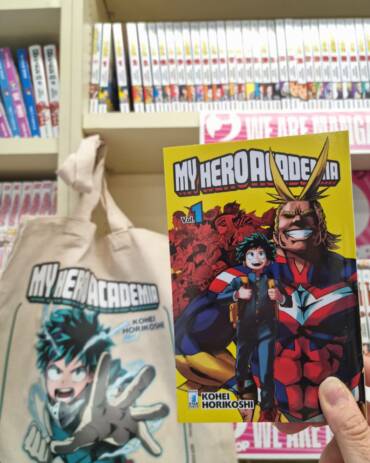Plus Ultra! Appassionati di manga, in libreria c’è una bellissima tote bag esclusiva di My Hero Academia che vi aspetta!